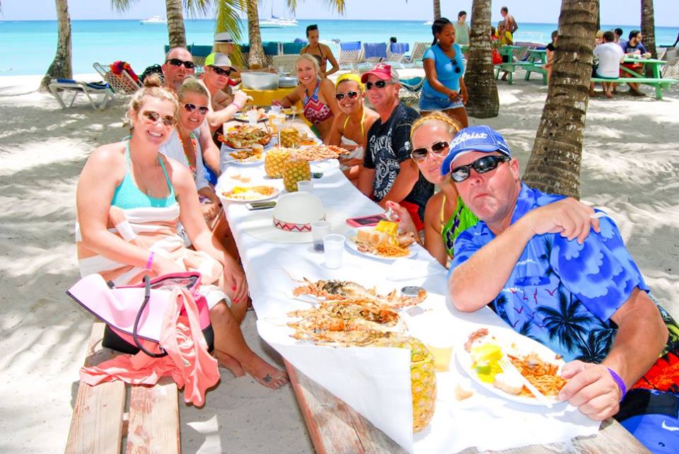 Saona-Island-Isla-Saona-Tours-Excursions-Speed-Boat-Catamaran-Day-Trip-4 Saona-Island-Isla-Saona-Tours-Excursions-Speed-Boat-Catamaran-Day-Trip-4