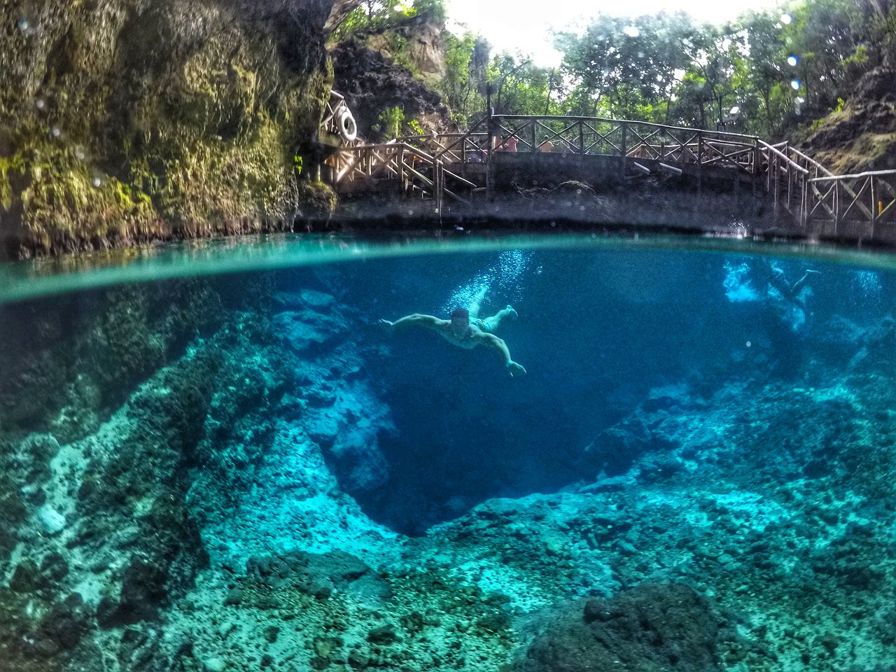 hoyo-azul hoyo-azul