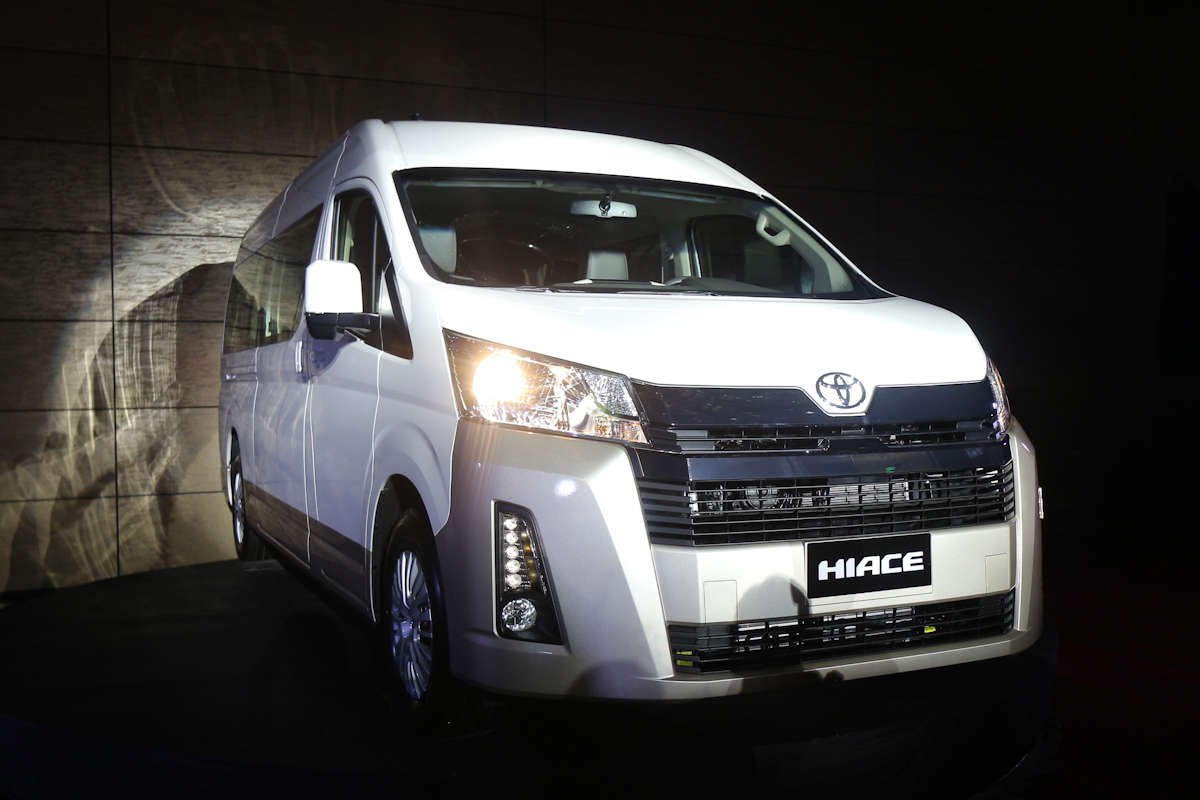 2020_toyota_hiace 2020_toyota_hiace