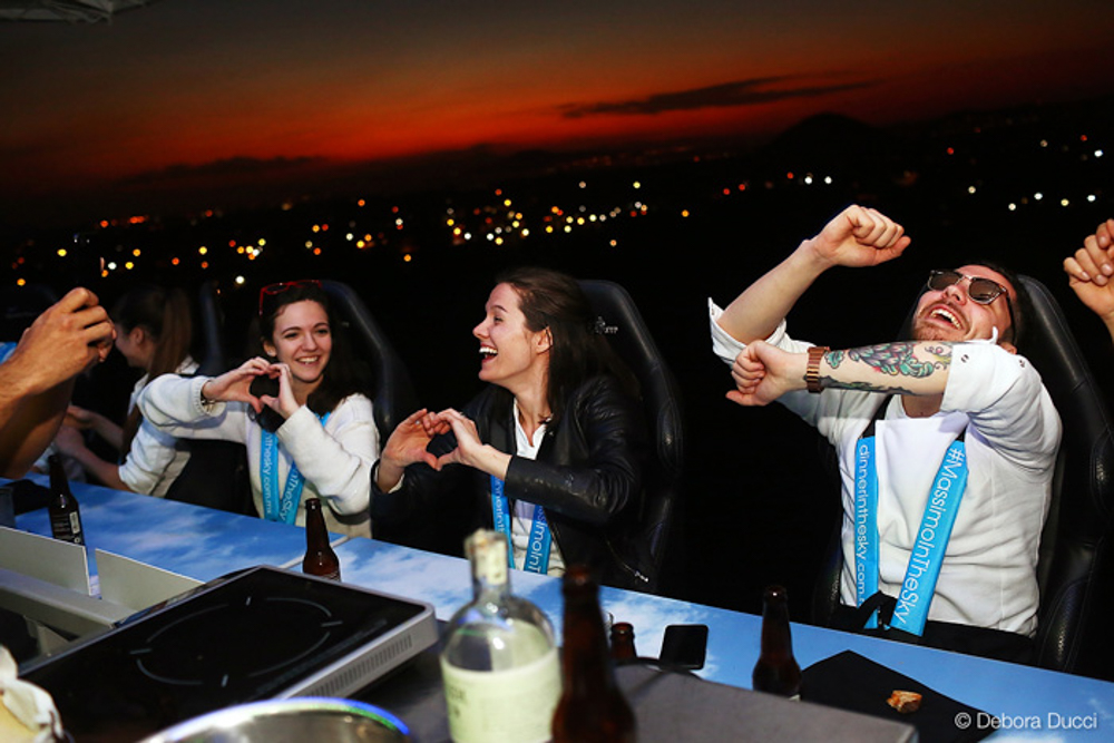 dinner-in-the-sky-cdmx-ambiente dinner-in-the-sky-cdmx-ambiente