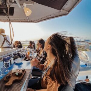 dubai-dinner-in-the-sky-with-transfers_KyC69