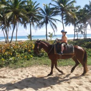 beach-Horsbackriding-punta-cana-kids-1-820×550-1